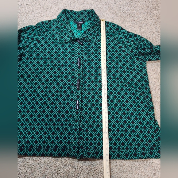 Ali Miles Teal and Black Geometric Shacket - Picture 3 of 6